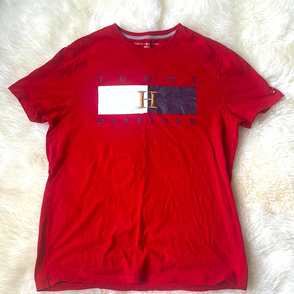 Tommy Hilfiger T shirt